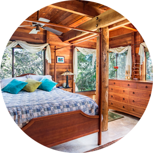 деревянная спальня